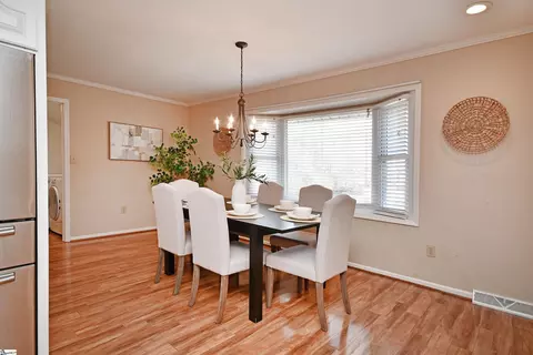 Dining - 201 Buckingham Rd, Easley, SC 29640 photo 2 of 4