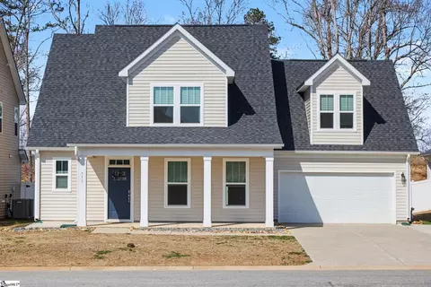 513 Fenwick Dr, Woodruff, SC 29388