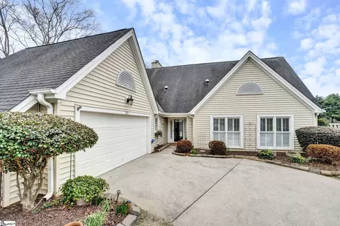 99 Forest Lake Dr, Simpsonville, SC 29681