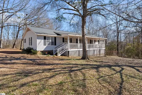 30 Mill St, Pelzer, SC 29669
