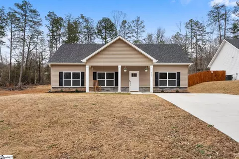 823 Pritchards Dr, Anderson, SC 29625