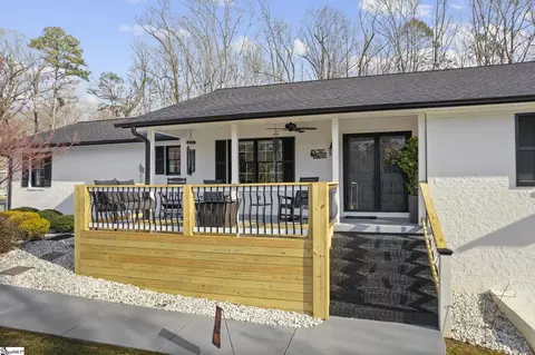 3 Kingsley Ct, Mauldin, SC 29662