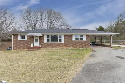 1315 Antreville Hwy, Iva, SC 29655