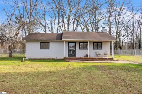 139 Louise Dr, Pendleton, SC 29670