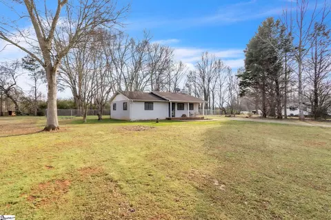 Exterior - 139 Louise Dr, Pendleton, SC 29670 photo 3 of 5