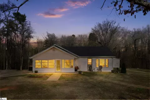 303 Horse Creek Rd, Chesnee, SC 29323