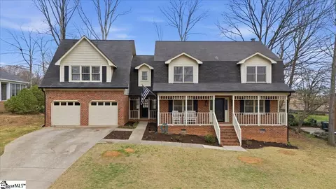 211 E Thistle Ln, Greenville, SC 29615
