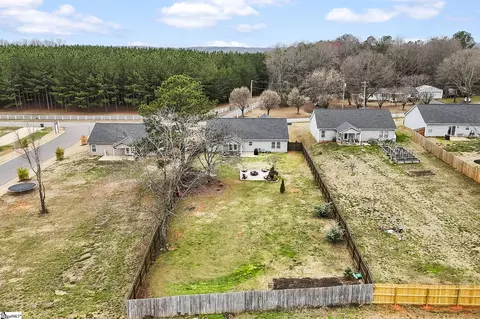 View/Area - 341 Mill Gin Rd, Campobello, SC 29322 photo 2 of 3