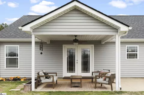 Exterior - 341 Mill Gin Rd, Campobello, SC 29322 photo 2 of 6