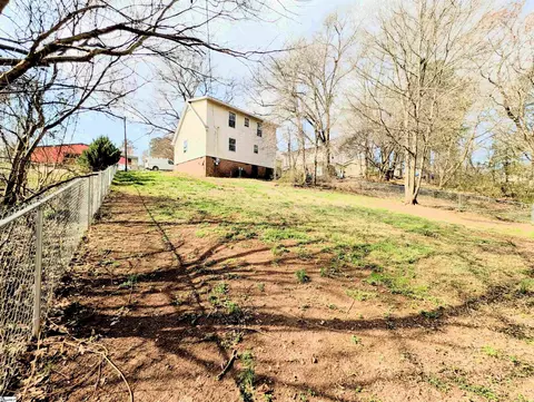 Exterior - 307 Jamestown Rd, Easley, SC 29640 photo 4 of 7