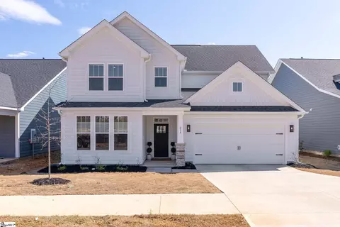 214 Moorish Cir, Simpsonville, SC 29681