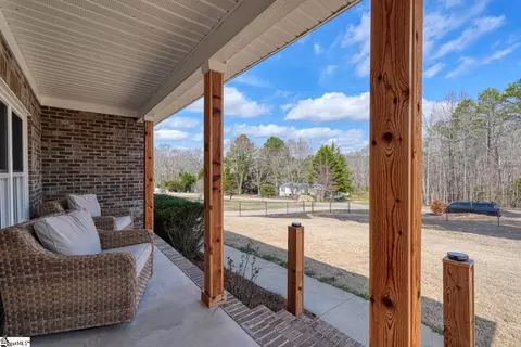 Exterior - 611 Pearson Town Rd, Moore, SC 29369 photo 4 of 14
