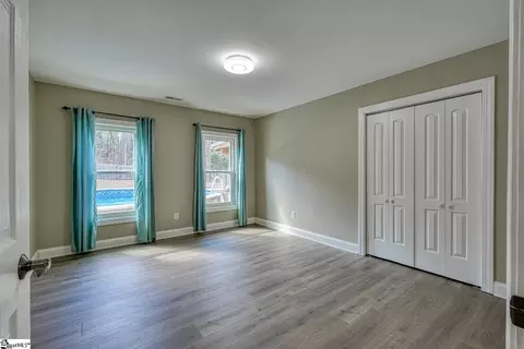 Bedroom - 611 Pearson Town Rd, Moore, SC 29369 photo 7 of 11