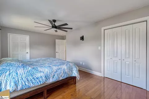 Bedroom - 611 Pearson Town Rd, Moore, SC 29369 photo 3 of 11