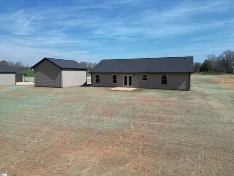 Exterior - 9946 Highway 252, Ware Shoals, SC 29692 photo 2 of 3