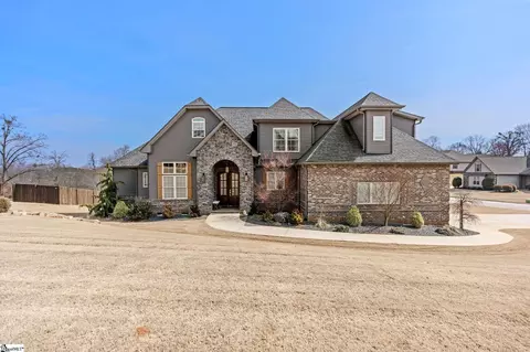 201 Brown Farm Way, Taylors, SC 29687