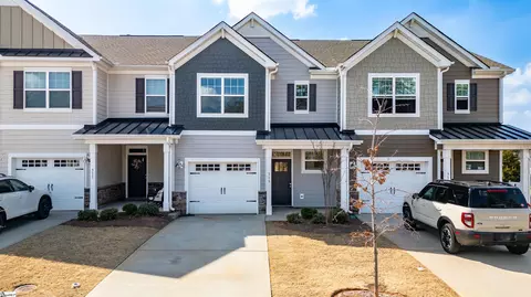 313 Rodessa Ln, Travelers Rest, SC 29690