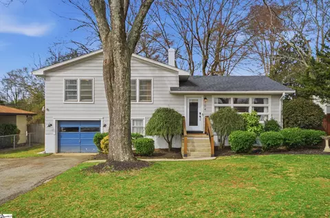 104 Farmington Rd, Greenville, SC 29605
