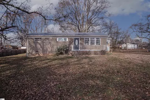 11 El Paso Dr, Greenville, SC 29617