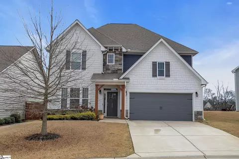 300 Raleighwood Ln, Simpsonville, SC 29681