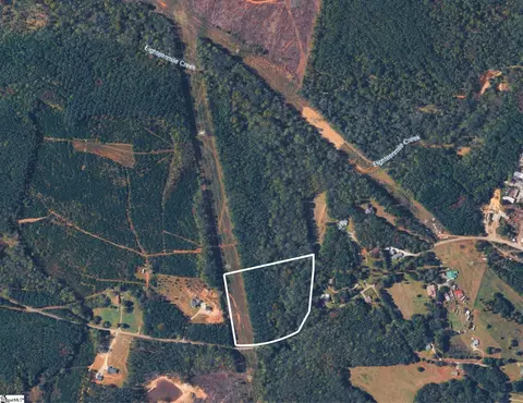01 Pinedale Rd, Liberty, SC 29657