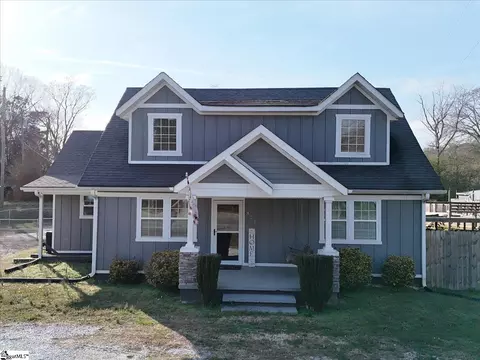 321 Pumpkintown Hwy, Pickens, SC 29671