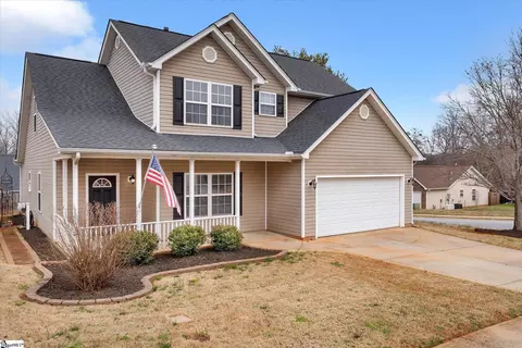 2 Ivory Arch Ct, Simpsonville, SC 29681