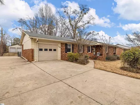 110 Ridgeway Rd, Spartanburg, SC 29301
