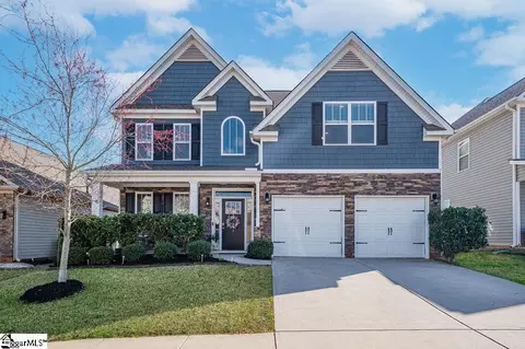 617 Highgarden Ln, Boiling Springs, SC 29316