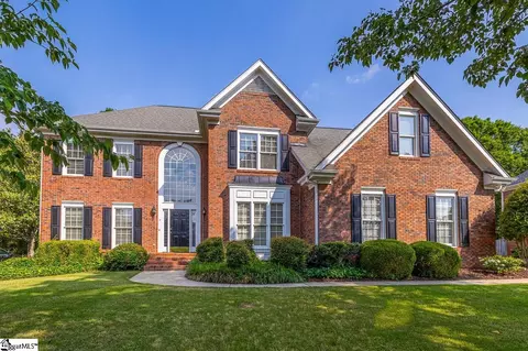 32 English Oak Rd, Simpsonville, SC 29681