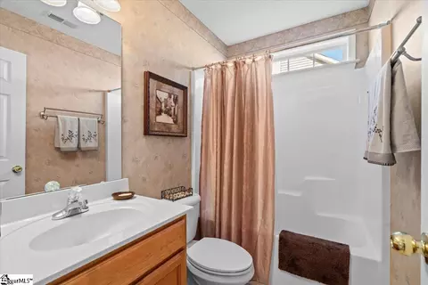 Bath - 505 Cardinal Woods Way, Easley, SC 29642 photo 3 of 3