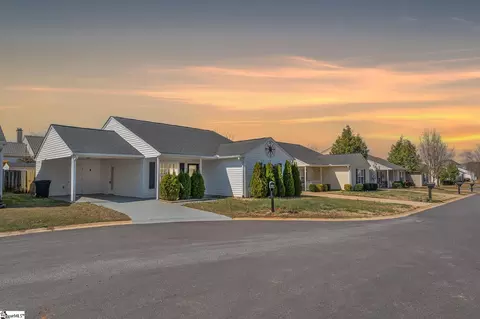 508 Sierra Ridge Ct, Moore, SC 29369