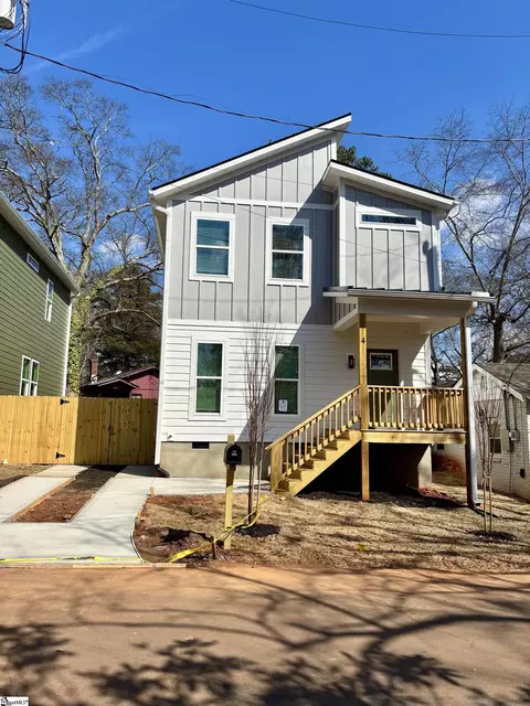 4 Brush St, Greenville, SC 29607