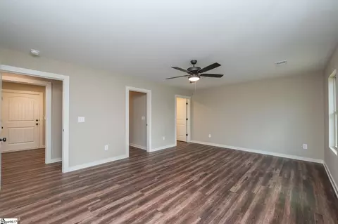 Living - 9920 Highway 252, Ware Shoals, SC 29692 photo 6 of 6
