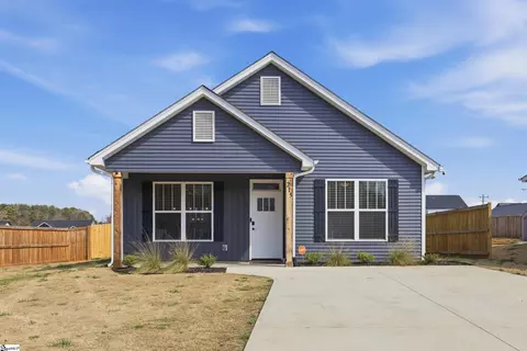 215 Amsterdam Rd, Liberty, SC 29657