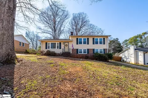 102 Kathryan Ct, Greenville, SC 29605