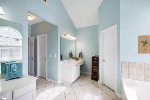 Bath - 237 Penick Dr, Duncan, SC 29334 photo 1 of 4