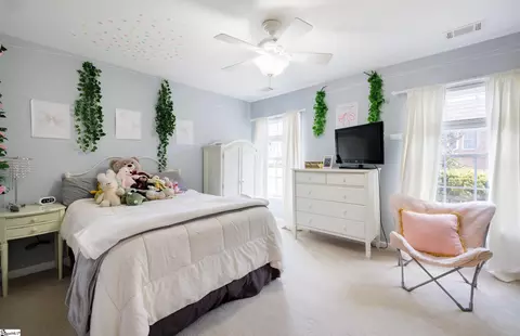 Bedroom - 237 Penick Dr, Duncan, SC 29334 photo 2 of 3