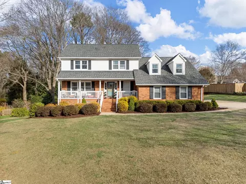 828 Shoresbrook Dr, Spartanburg, SC 29301