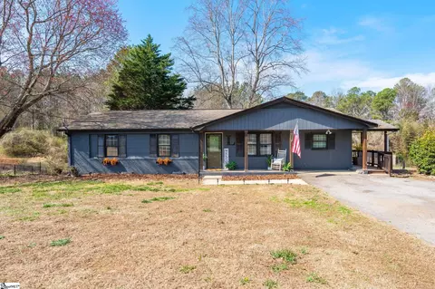 111 Karla Ave, Liberty, SC 29657