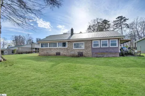Exterior - 1020 Flymm Smith Rd, Waterloo, SC 29384 photo 5 of 10
