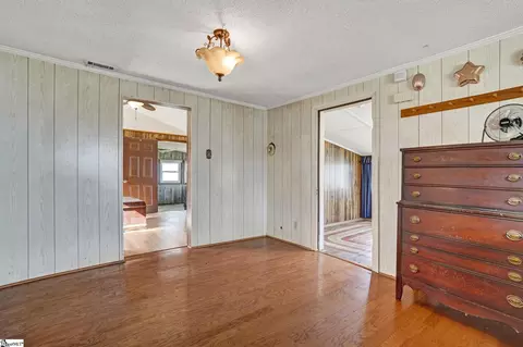 Entry Way - 1020 Flymm Smith Rd, Waterloo, SC 29384 photo 2 of 2