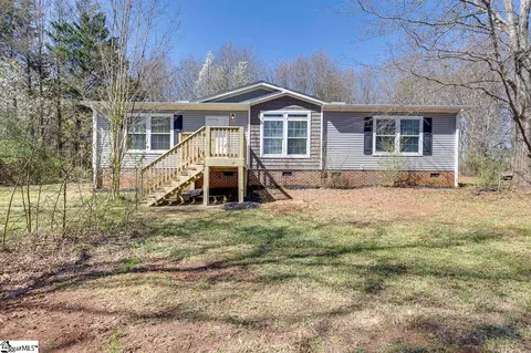 127 Ballentine Rd, Easley, SC 29642