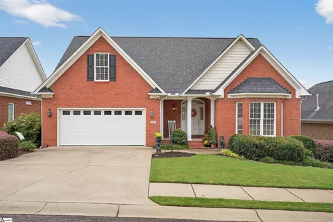 408 Cider Park Dr, Boiling Springs, SC 29316