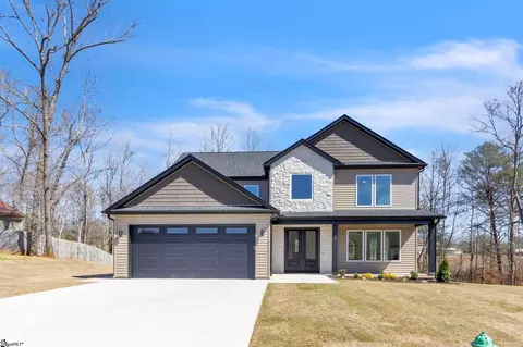 27 Barnett Valley Ct, Travelers Rest, SC 29690