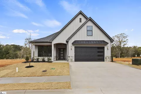 12 Mercy Dr, Greenville, SC 29607
