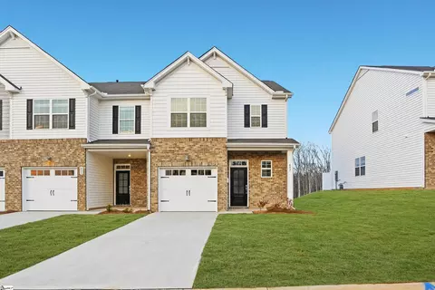 457 Lees Corner Ln, Woodruff, SC 29388