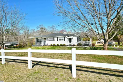 202 And 200 Due West Cir, Easley, SC 29640