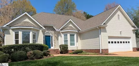 207 Sun Garden Ct, Greenville, SC 29615