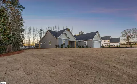 Exterior - 106 Ellison Dr, Easley, SC 29642 photo 2 of 6